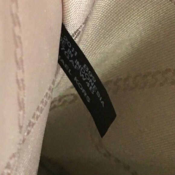 Michael Kors Jet Set Travel Adele Double Zip Phone Wallet Vanilla Tan Wristlet - Picture 10 of 16